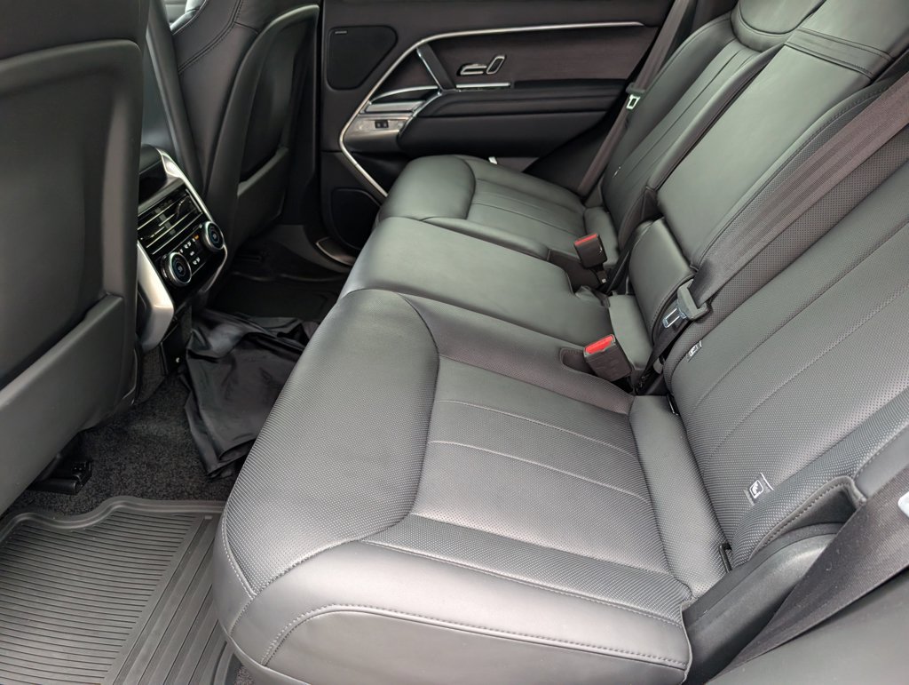Used 2023 Land Rover Range Rover SE AWD/4WD image 23