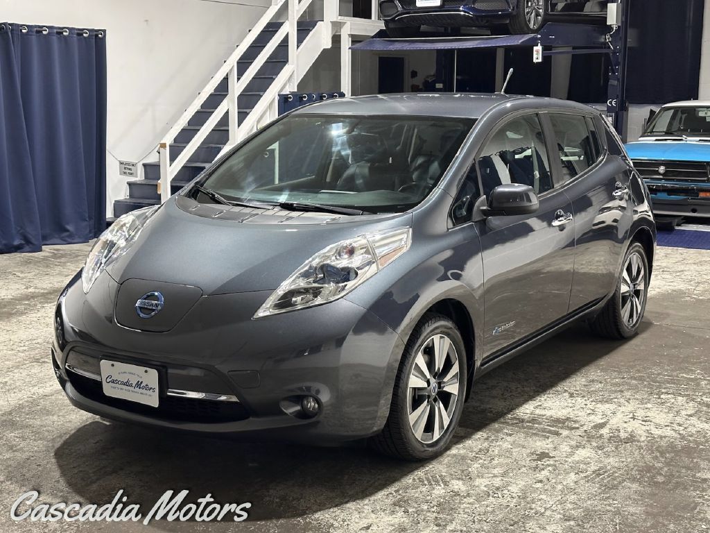 Used 2013 Nissan Leaf SL FWD image 5