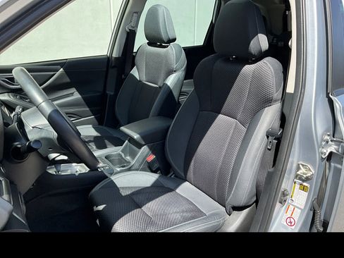 Used 2020 Subaru Forester Premium w/ Popular Package #1 AWD/4WD image 8
