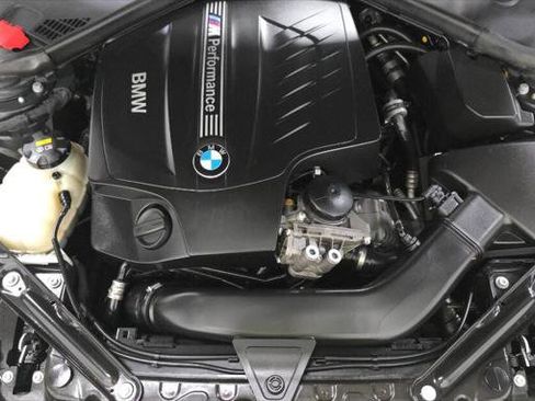 Used 2015 BMW M235i Convertible w/ Premium Package image 19