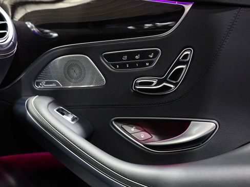 Used 2019 Mercedes-Benz S 560 Cabriolet w/ AMG Line Exterior image 40