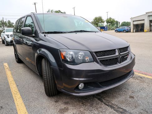 Used 2019 Dodge Grand Caravan GT FWD image 6