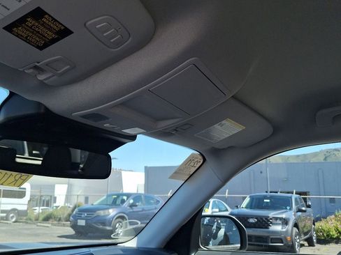 Used 2025 Ford Bronco Sport Badlands image 16