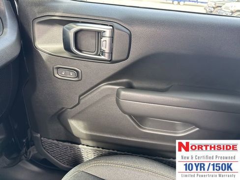 New 2025 Jeep Gladiator Willys image 25