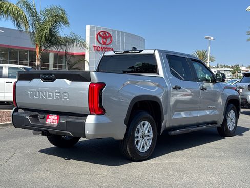 New 2026 Toyota Tundra SR5 w/ SR5 Convenience Package RWD image 14