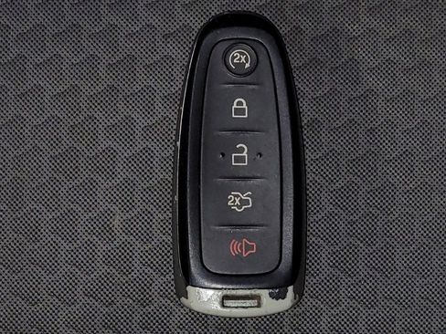 Used 2019 Ford Escape SE AWD/4WD image 32