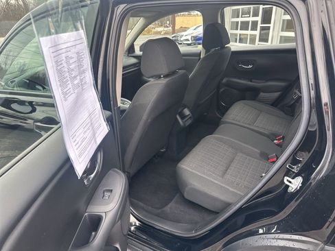 Used 2023 Honda HR-V LX image 27