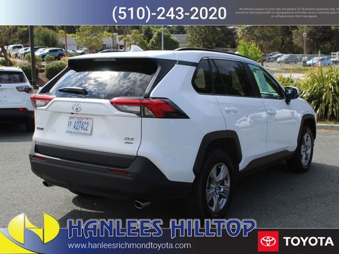 Used 2025 Toyota RAV4 XLE image 7