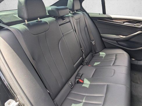 Used 2019 BMW 530e w/ Convenience Package RWD image 21