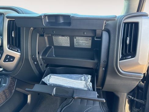Used 2015 GMC Sierra 3500 Denali w/ Duramax Plus Package AWD/4WD image 21