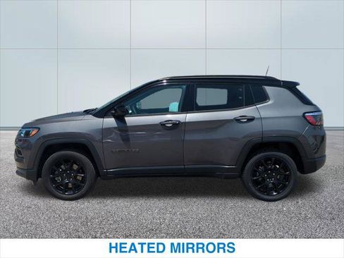Used 2024 Jeep Compass Latitude w/ Altitude Special Edition AWD/4WD image 10