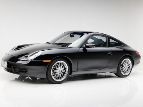 Used 2001 Porsche 911 GT3 RS image 17