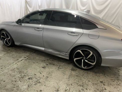 Used 2020 Honda Accord Sport image 11