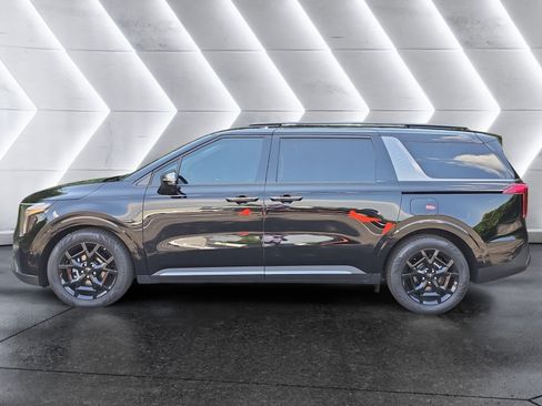 New 2027 Kia Carnival SX w/ Dark Edition Package FWD image 2