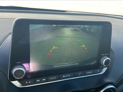 Used 2024 Nissan Sentra SV image 26