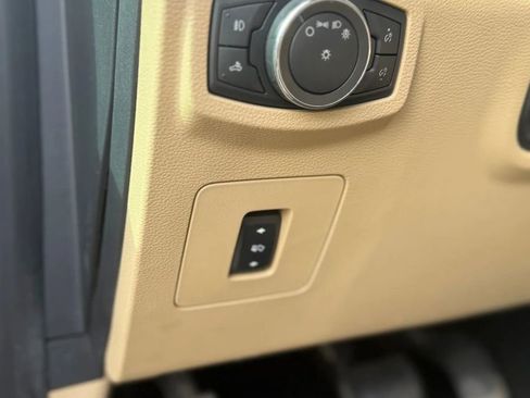 Used 2015 Ford F150 XLT w/ Equipment Group 301A Mid image 8