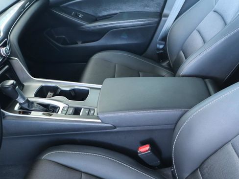 Used 2021 Honda Accord Sport image 17