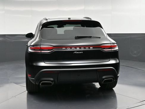 Certified 2026 Porsche Macan AWD/4WD image 7