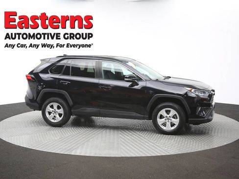 Used 2021 Toyota RAV4 XLE AWD/4WD image 45