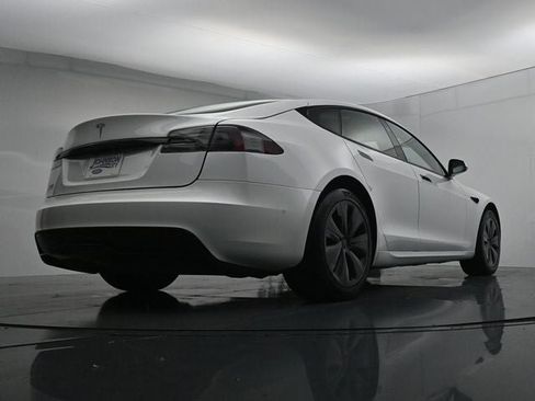 Used 2022 Tesla Model S AWD/4WD image 37