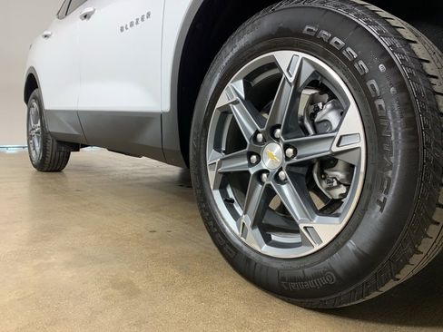 Used 2025 Chevrolet Blazer LT image 6