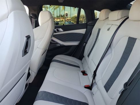 Used 2024 BMW X6 M Competition image 16