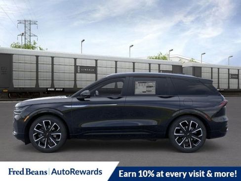New 2026 Lincoln Nautilus Reserve AWD/4WD image 3