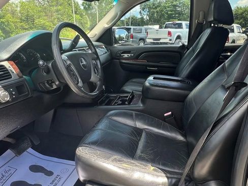 Used 2008 GMC Yukon Denali AWD/4WD image 9