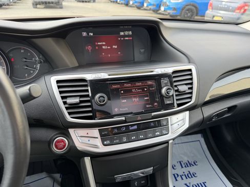 Used 2015 Honda Accord EX-L image 18