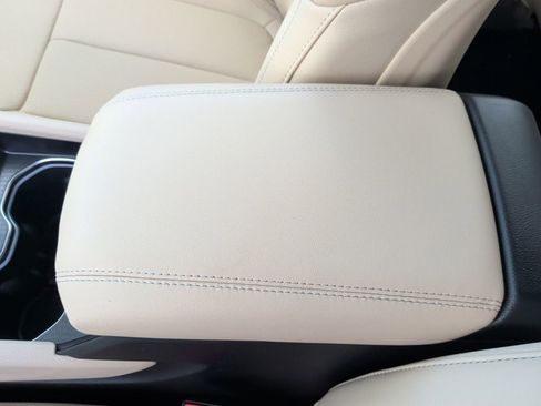 New 2025 Jeep Grand Cherokee L Limited image 40