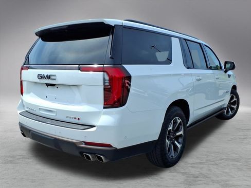 Used 2025 GMC Yukon XL AT4 Ultimate w/ LPO, Floor Liner Package AWD/4WD image 5