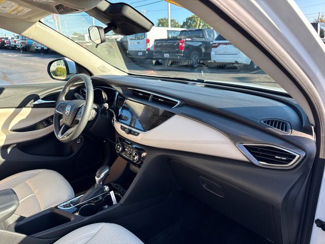 Used 2023 Buick Encore GX Select FWD image 28