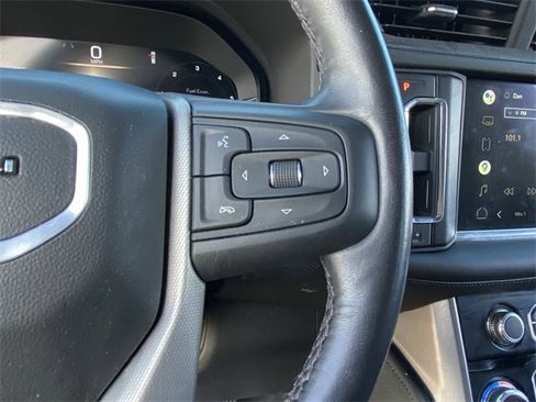 Used 2022 GMC Yukon Denali image 9