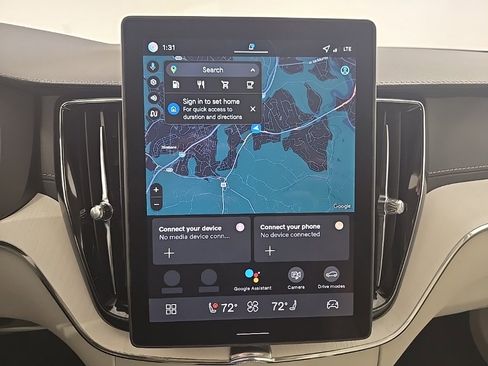 New 2026 Volvo XC60 B5 Ultra w/ Protection Package Premier image 16