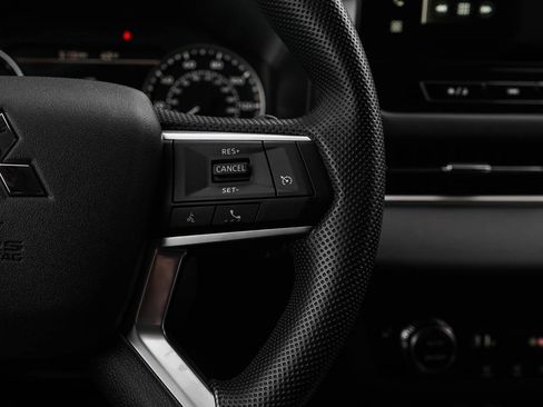New 2026 Mitsubishi Outlander ES AWD/4WD image 20