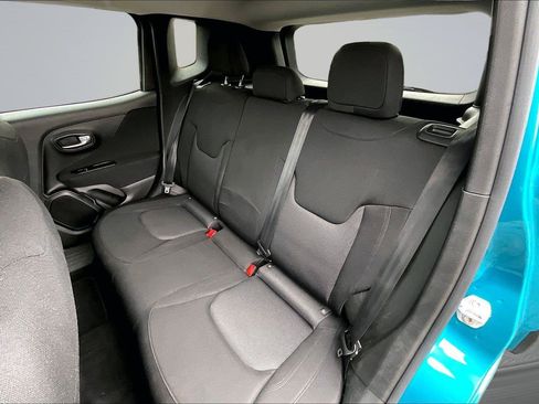 Used 2020 Jeep Renegade Sport w/ Sport Appearance Group AWD/4WD image 25