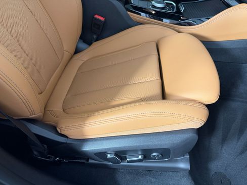Used 2024 BMW X4 xDrive30i w/ Premium Package AWD/4WD image 35