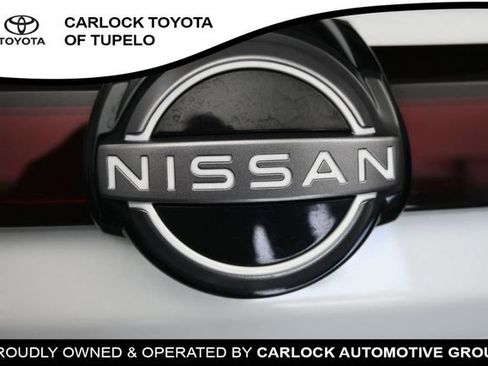 Used 2023 Nissan Kicks SR w/ SR Premium Package FWD image 44