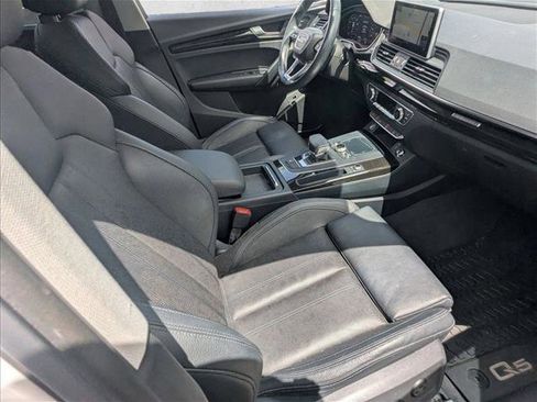 Used 2018 Audi Q5 2.0T Premium Plus w/ Premium Plus Package AWD/4WD image 19