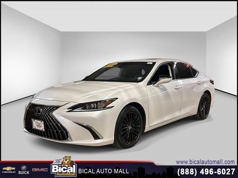 Used 2022 Lexus ES 350 w/ Premium Package image 1