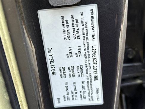 Used 2020 Tesla Model 3 Performance image 38