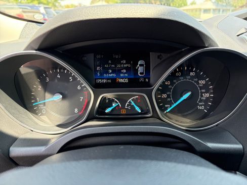 Used 2017 Ford Escape SE AWD/4WD image 13