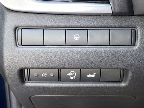 Certified 2024 Nissan Rogue SL w/ SL Premium Package FWD image 25