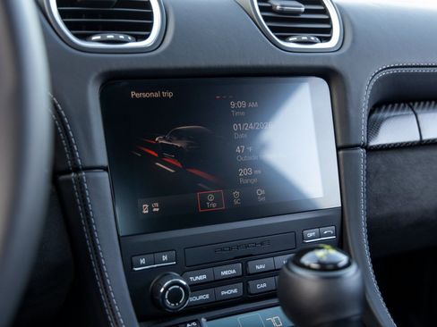 Certified 2025 Porsche 718 Cayman GT4 RS image 44