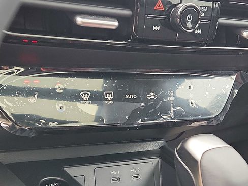 New 2026 Nissan Kicks SR w/ SR Premium Package image 13