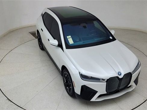 Used 2025 BMW iX xDrive50 image 74