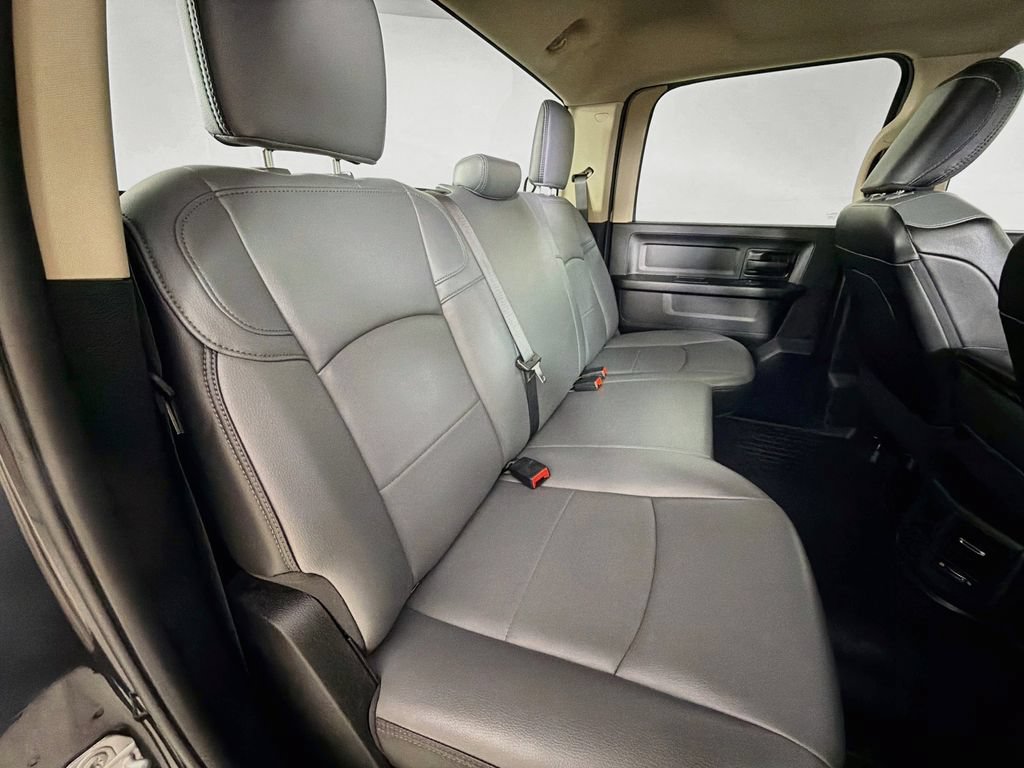 Used 2020 RAM 3500 Tradesman w/ Chrome Appearance Group AWD/4WD image 23
