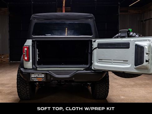 Used 2021 Ford Bronco Badlands AWD/4WD image 8