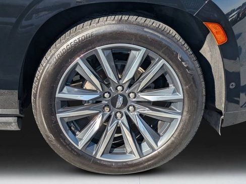 Used 2022 Cadillac Escalade Sport w/ Touring Package image 9