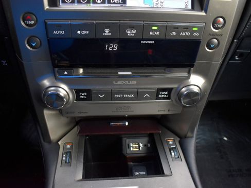 Used 2014 Lexus GX 460 image 22